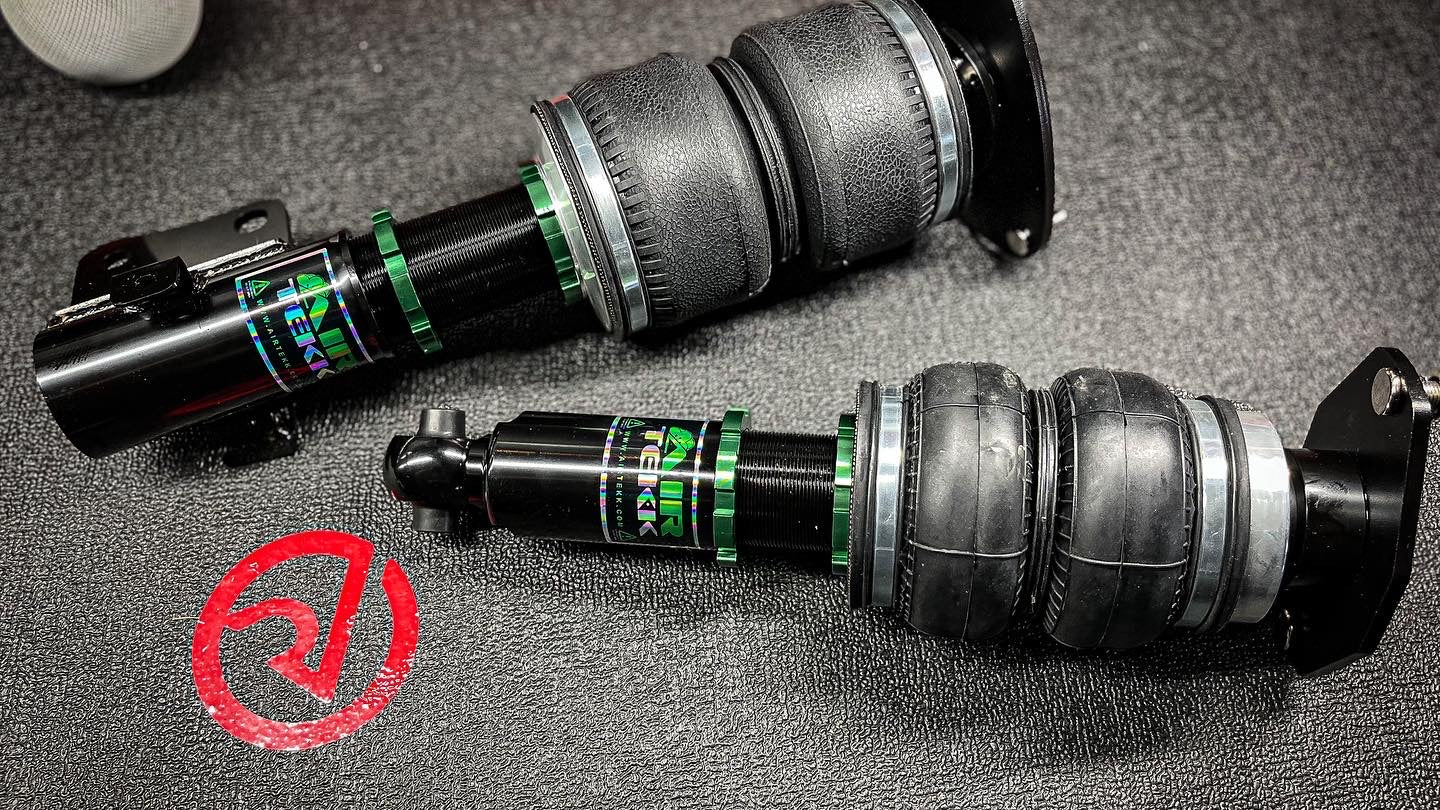 2015+ SUBARU WRX STI VA1 VA2 AIRTEKK AIRSTRUTS